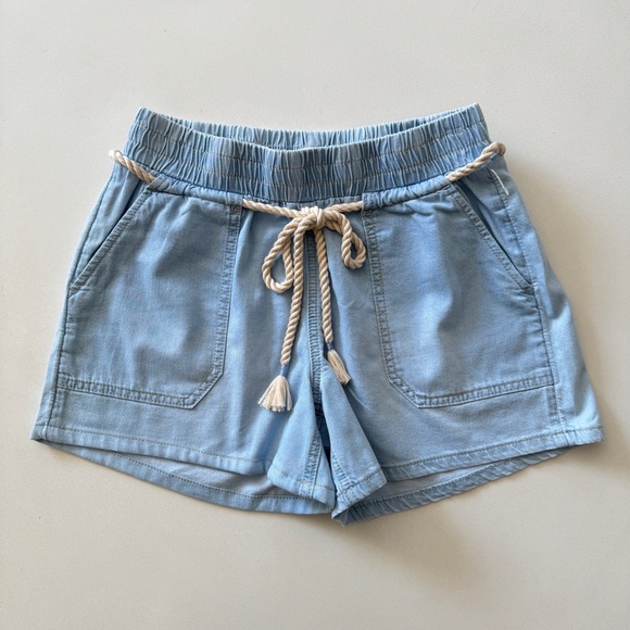 NWT Roxy Doheny Light Blue Denim Shorts Size S - Picture 1 of 4
